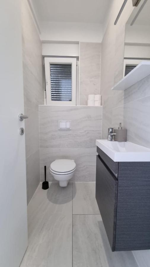 Holiday House Gavran Vodice Buitenkant foto