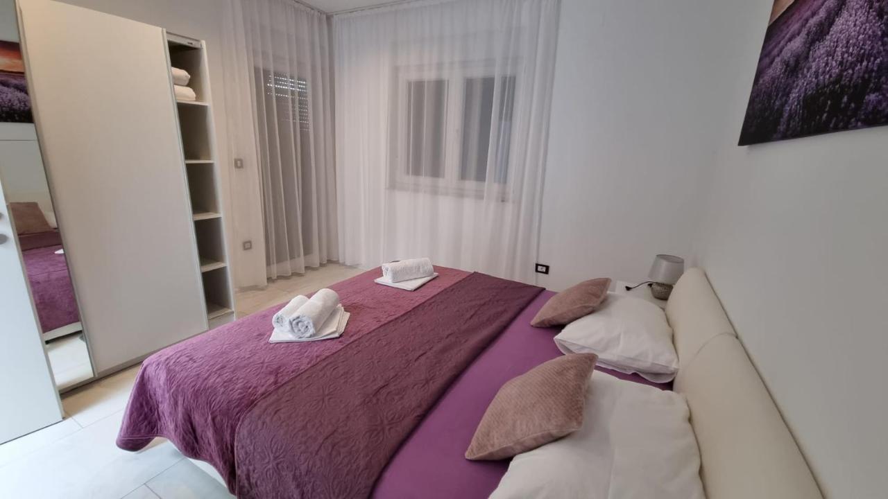 Holiday House Gavran Vodice Buitenkant foto